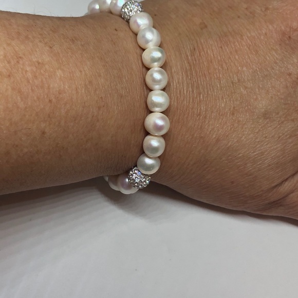 Genuine Freshwater Pearl Bracelet - Picture 9 of 11